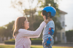 Nên mua bảo hiểm nào tốt cho bé? Những lưu ý vàng bố mẹ cần biết