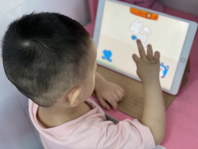 Covid-19: Nếu học sinh vào lớp 1 học trực tuyến, cha mẹ cần lưu ý gì?