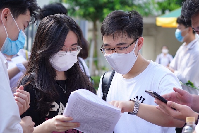 Thi THPT 2021: Bộ GD&ĐT công bố phổ điểm từng tổ hợp