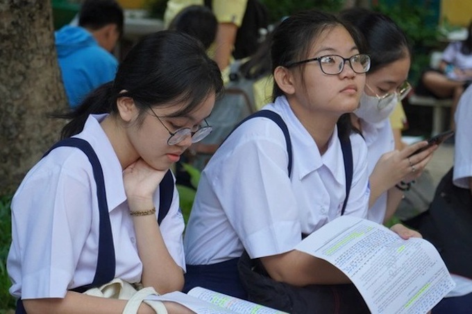 COVID-19: Long An thay đổi hình thức tuyển sinh lớp 10 - Ảnh 1