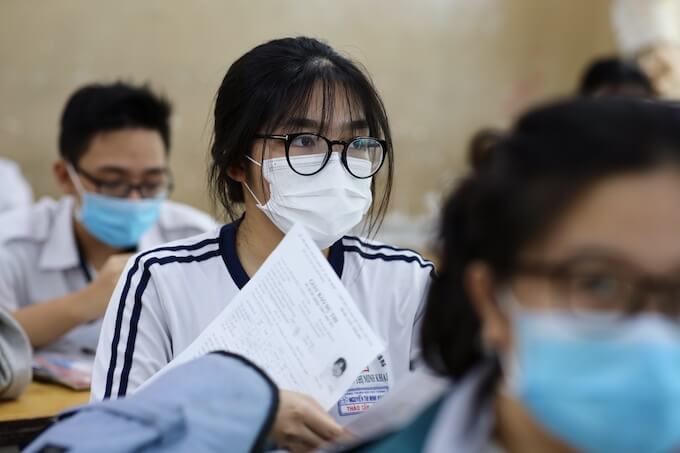 Khoảng cách giữa điểm thi THPT 2021 và điểm học bạ được thu hẹp 