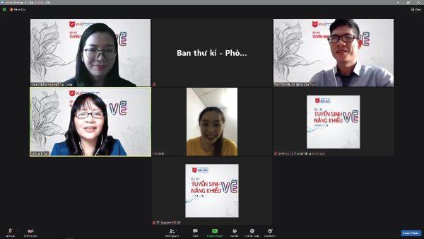 hình thức tuyển sinh