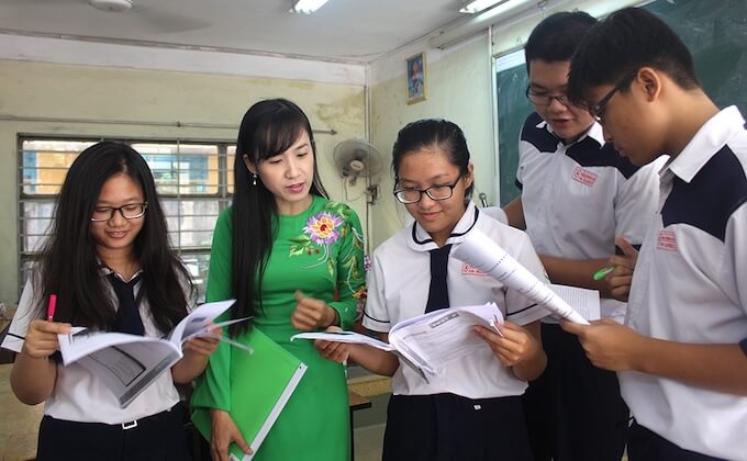 Thay đổi cách đánh giá học sinh THCS và THPT, Bộ GD&ĐT nói gì? - Ảnh 1