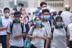 Quảng Ngãi và Quy Nhơn tạm dừng việc học trực tiếp do COVID-19