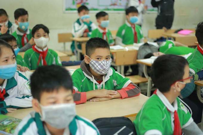 COVID-19: Phú Thọ tạm dừng việc học trực tiếp ở 2 địa phương - Ảnh 1