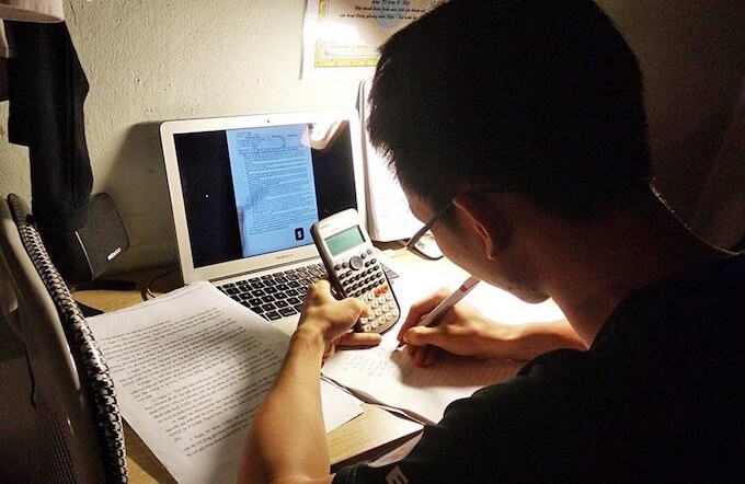 Dự kiến sinh viên TP.HCM sẽ học trực tuyến đến hết học kỳ 1 - Ảnh 2