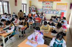 Một số tỉnh thành cho học sinh quay trở lại trường học