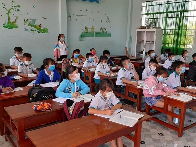 Cà Mau: Phát hiện nhiều ca nhiễm cộng đồng, nhiều trường dừng dạy học trực tiếp