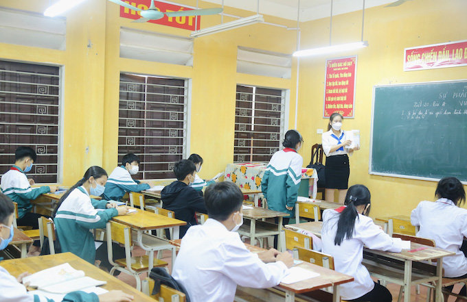 Hà Nội: Giảm bớt một số điều kiện để nới rộng việc học trực tiếp - Ảnh 1