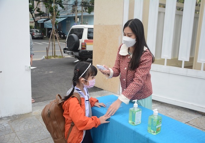 Đà Nẵng: Học sinh lớp 1 chuyển lại học trực tuyến từ 13/12 - Ảnh 1