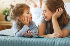 Làm thế nào để cha mẹ có thể tăng cường kỹ năng lắng nghe con trẻ?