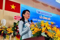 Tân hiệu trưởng của trường  Phổ thông Năng khiếu là nữ Giáo sư Hoá dược