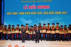Hải Phòng tổ chức lễ khen thưởng 157 học sinh, sinh viên tiêu biểu của thành phố