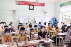 Bộ GD&ĐT trao 70 tỷ đồng cho học sinh khó khăn tại Nghệ An