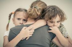 Bố mẹ cần làm gì để giúp trẻ thoát khỏi sự sợ hãi?