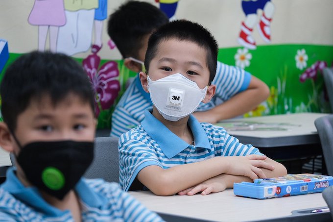 Đưa học sinh trở lại trường học, không ràng buộc điều kiện tiêm vắc xin với trẻ 5- 11 tuổi