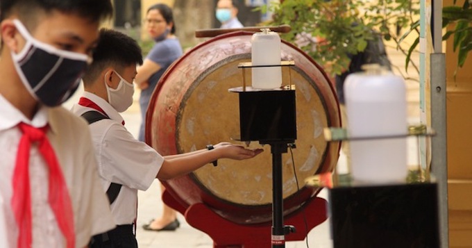 Hà Nội: Diễn tập đón học sinh lớp 7 trở lên trở lại trường  - Ảnh 1