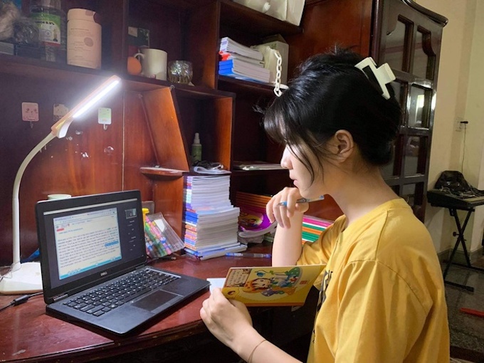 Học trực tuyến lâu dài ảnh hưởng đến sức khỏe, tâm lý, chất lượng học tập - Ảnh 1