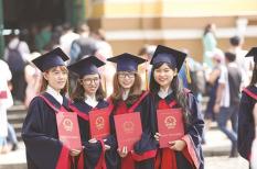 Một số góc nhìn xoay quanh việc rút ngắn thời gian học đại học