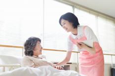 Tổng hợp những từ vựng và mẫu câu giao tiếp dành cho ngành điều dưỡng