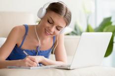 7 trang web luyện Listening phù hợp với mọi học sinh