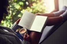 Người học tiếng Anh cần ‘gối đầu giường’ 5 quyển sách nào?