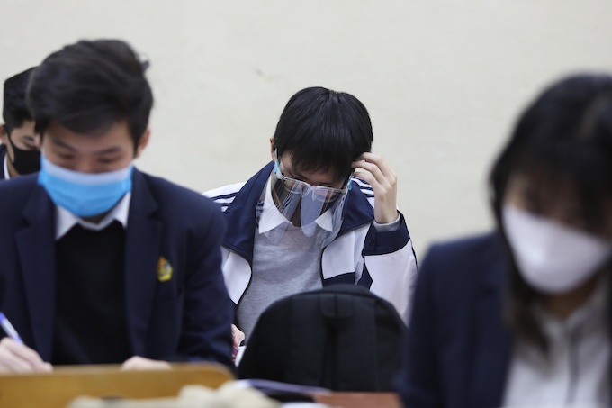 Hà Nội: Số ca F0 tăng mạnh, lãnh đạo nhà trường nói gì?