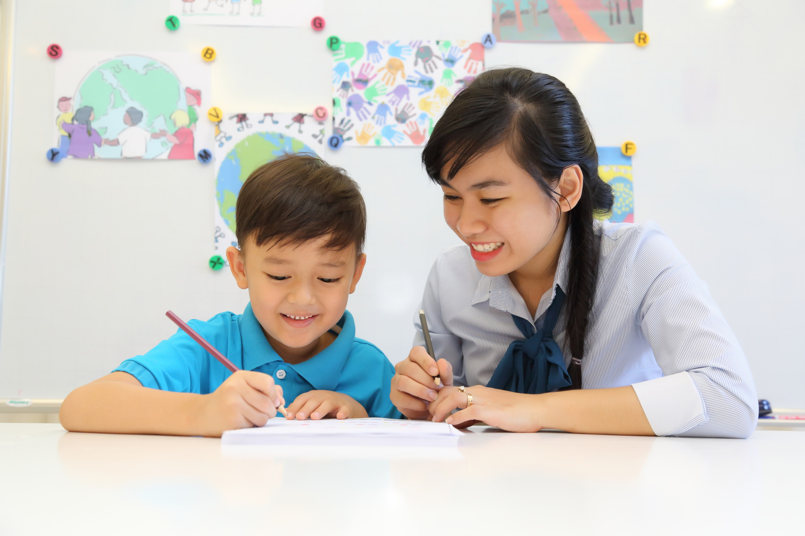 4 tiêu chí khi lựa chọn trung tâm ngoại ngữ cho con - Ảnh 1