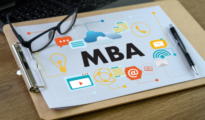 Chàng trai 26 tuổi chia sẻ kinh nghiệm giành được học bổng MBA trường top - Ảnh 1