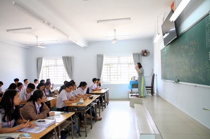 Tây Ninh: Học sinh một số trường tạm dừng học trực tiếp
