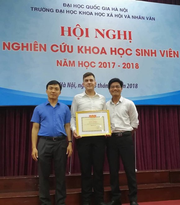 Chàng trai Đức trở thành thủ khoa ngành học của trường Nhân văn - Ảnh 2