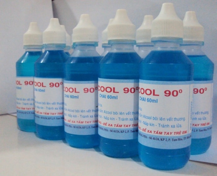 Bí kíp làm sạch vết mực trên áo trắng học sinh cực dễ - Ảnh 4