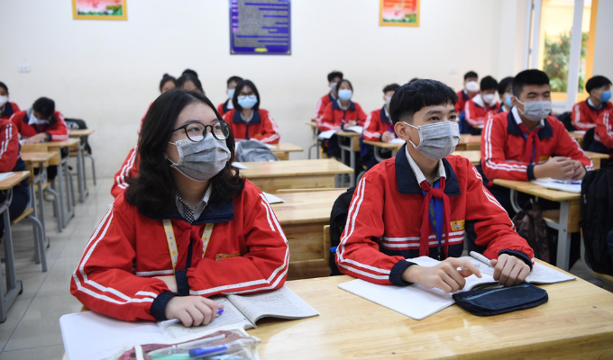 Hà Nội công bố chỉ tiêu vào lớp 10 của từng trường THPT - Ảnh 1