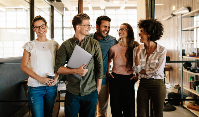 Tại sao cần xem xét làm việc ở nước ngoài sau khi tốt nghiệp? - Ảnh 1