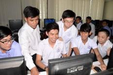 Học sinh lựa chọn học trường nghề ngoài công lập thì trả học phí như thế nào?
