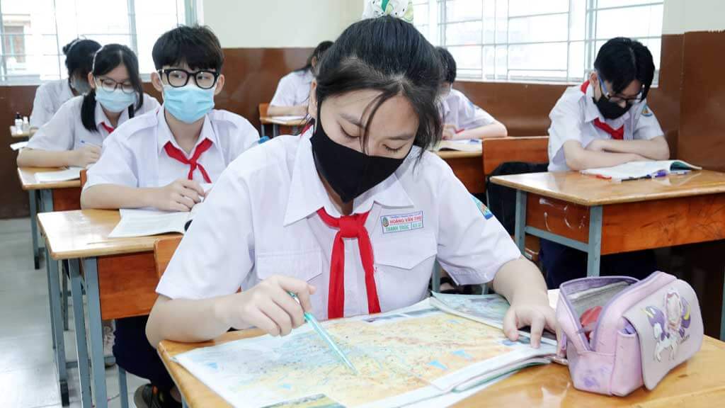 Nhiều học sinh vẫn bối rối về chương trình lớp 10 mới dù sắp chốt nguyện vọng - Ảnh 1