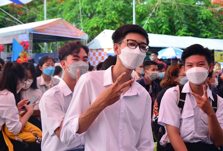 Tổ chức hội chợ việc làm cho sinh viên tại Đại học An Giang - Ảnh 1