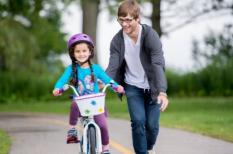 Cho trẻ đi xe đạp như thế nào để hiệu quả?