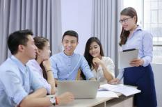 TOP 5 nghề "hot" dành cho học sinh tốt nghiệp THPT