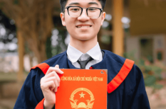 Thủ khoa khối D7 toàn quốc ‘dùng tiếng Anh học toán’ đạt điểm 10 toán