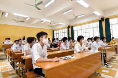 Thi tốt nghiệp THPT 2022: Điểm chuẩn khối thi nào tăng, khối nào giảm?