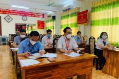 Thứ trưởng Bộ GD-ĐT Hoàng Minh Sơn kiểm tra công tác thi tại Tây Ninh