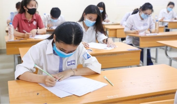 Đề văn tốt nghiệp xóa bỏ định kiến ‘học văn chẳng làm được gì’? - Ảnh 1