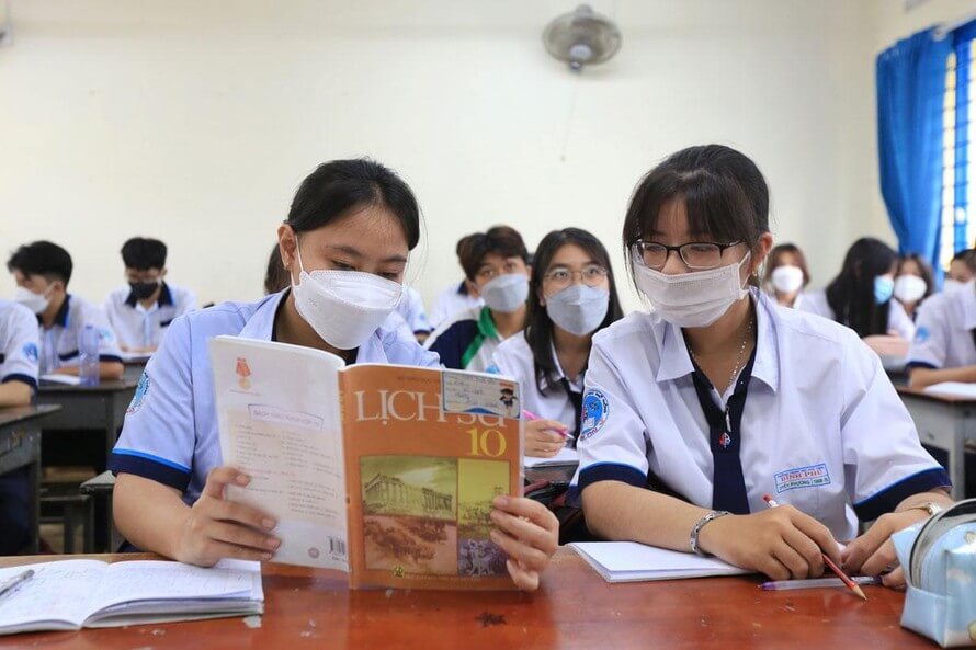 Môn lịch sử sẽ có 52 tiết học bắt buộc mỗi năm cấp THPT - Ảnh 1