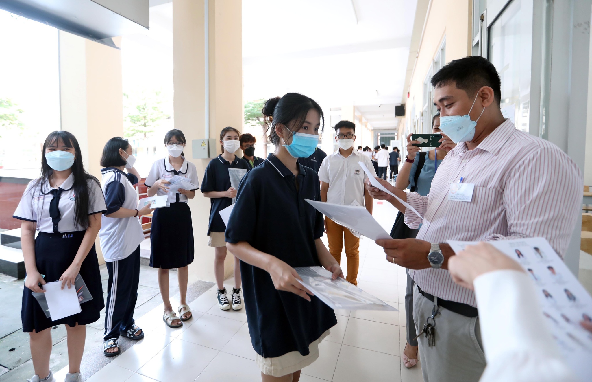 Bộ GD-ĐT lưu ý về bài thi tổ hợp trong buổi thi sáng nay