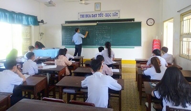Kết quả thi tốt nghiệp THPT của Cà Mau: Giảm 271 điểm 10 so với năm 2021 - Ảnh 1