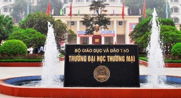 Đại học Thương mại lấy điểm chuẩn học bạ như thế nào?