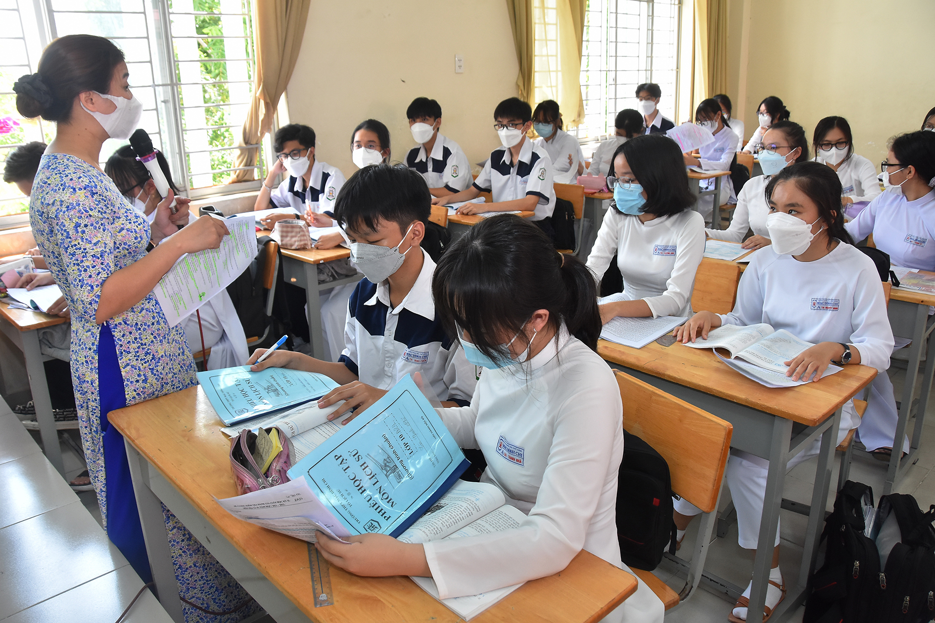 Lịch sử thành môn bắt buộc: Những điều kiện cần thay đổi - Ảnh 2