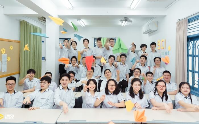 53 học sinh một lớp cùng đỗ lớp 10 chuyên trong kì tuyển sinh vào 10 năm 2022