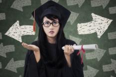 Nên hay không lựa chọn công việc trái ngành?